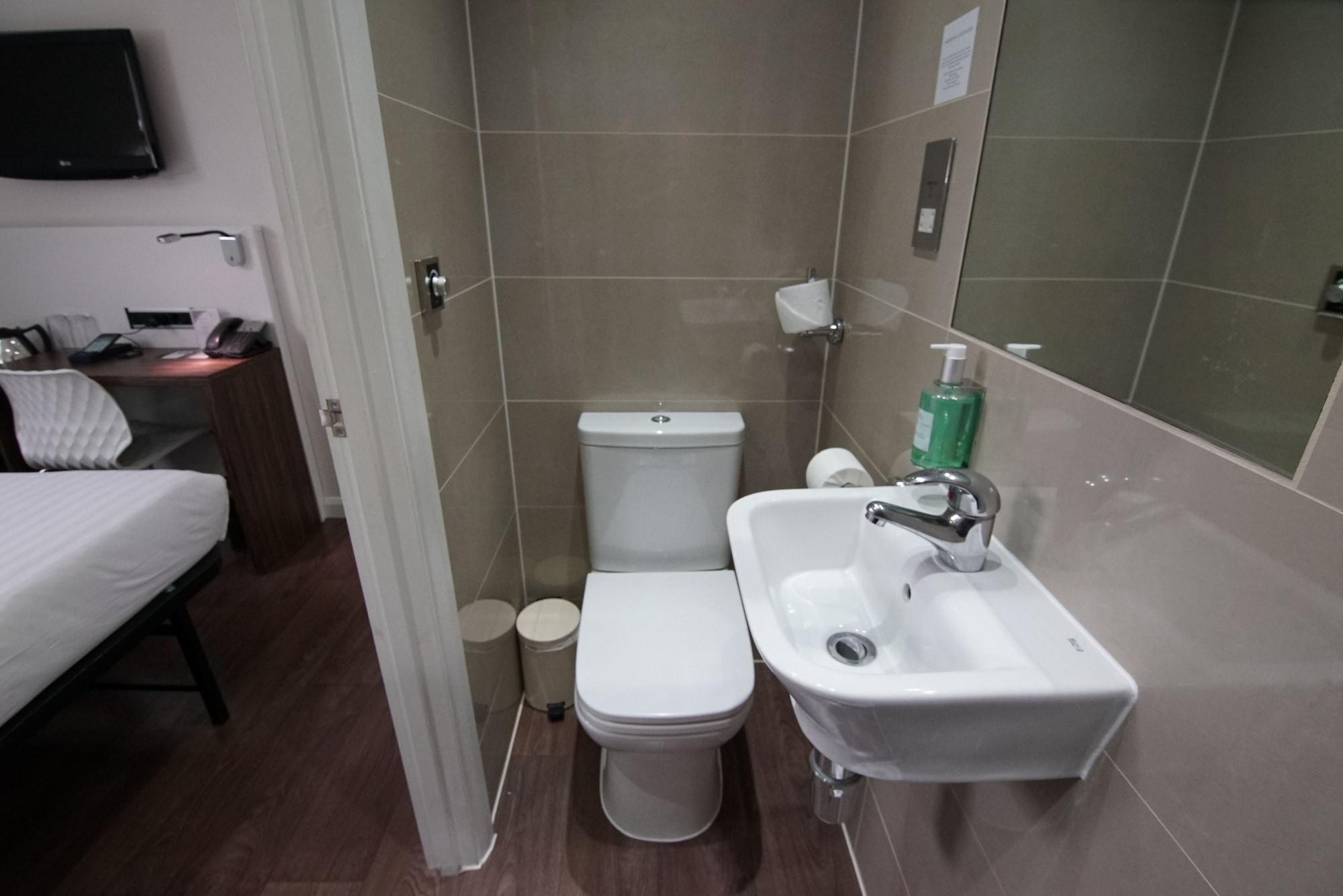 Chiswick Rooms London Exterior photo